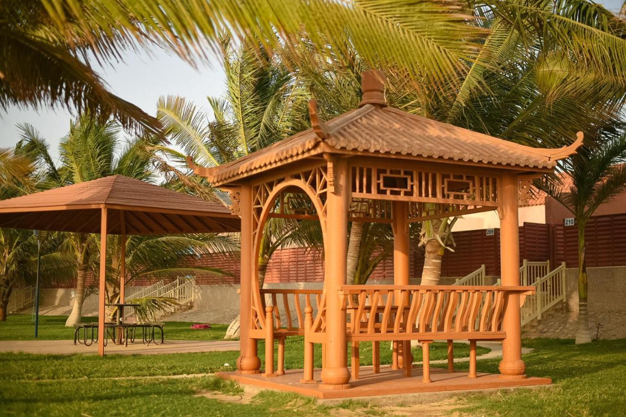 Hotel & Resort Golden Marina Yanbu Exterior foto