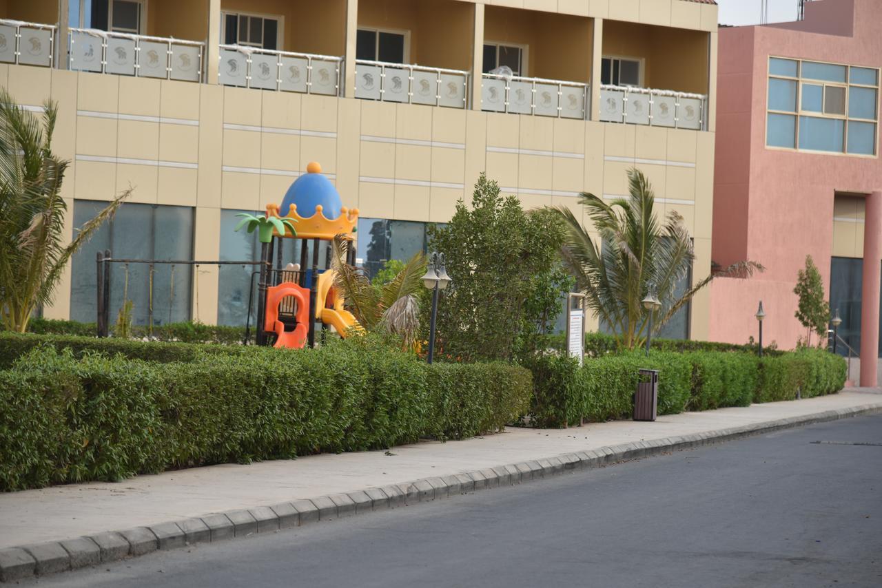 Hotel & Resort Golden Marina Yanbu Exterior foto