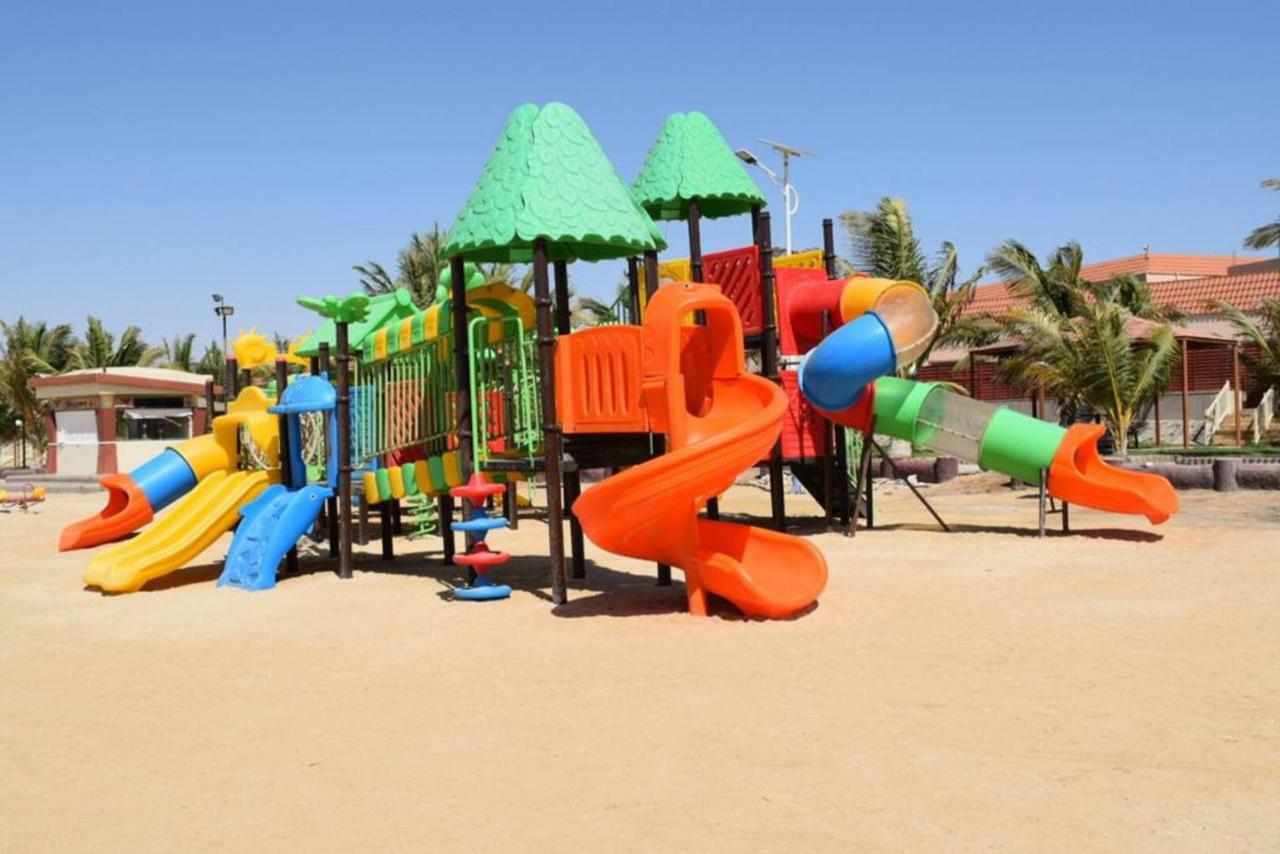 Hotel & Resort Golden Marina Yanbu Exterior foto