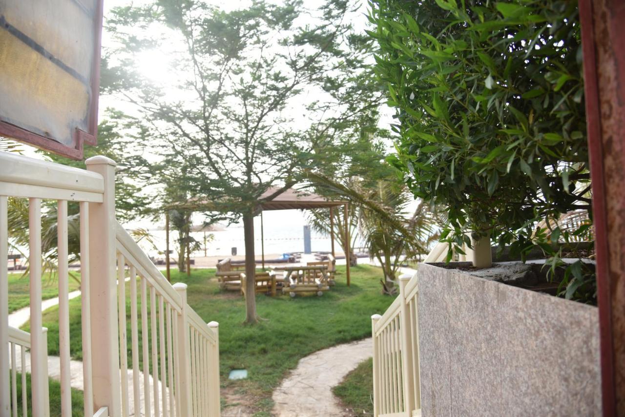 Hotel & Resort Golden Marina Yanbu Exterior foto